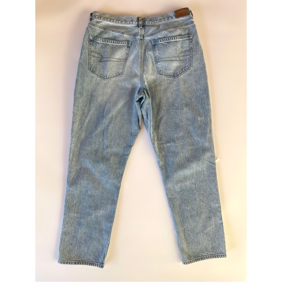 American Eagle | Ripped Mom Jean Distressed Size 12 Regular - Picture 4 of 14